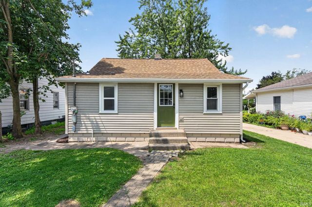 208 George Street, Mishawaka, IN 46544