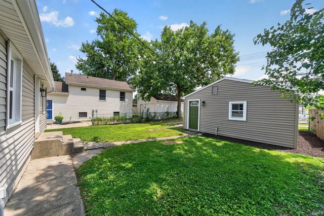 208 George Street, Mishawaka, IN 46544