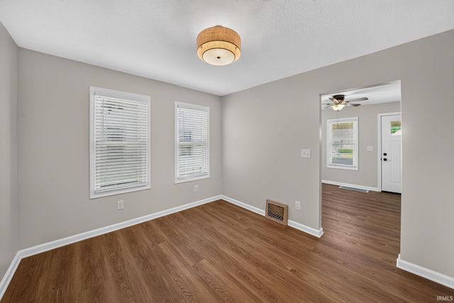 208 George Street, Mishawaka, IN 46544