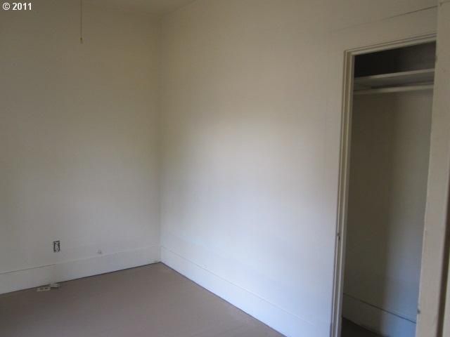 1725 Se MILL St, Roseburg, OR 97470