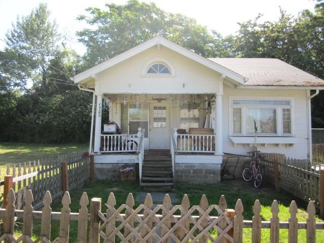 1725 Se MILL St, Roseburg, OR 97470