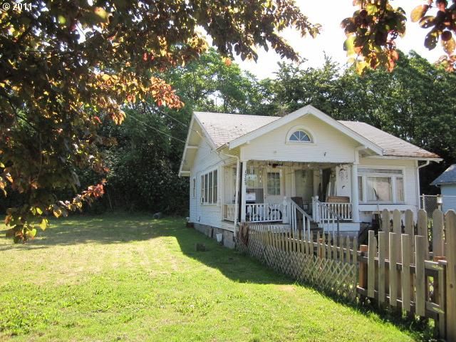 1725 Se MILL St, Roseburg, OR 97470