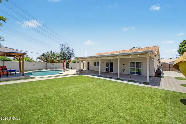 1933 E MARQUETTE Drive, Gilbert, AZ 85234