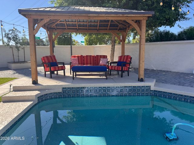 1933 E MARQUETTE Drive, Gilbert, AZ 85234