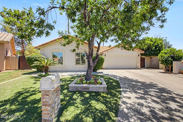 1933 E MARQUETTE Drive, Gilbert, AZ 85234