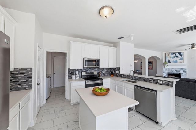 4943 Sunset Ridge Drive, Fort Worth, TX 76123