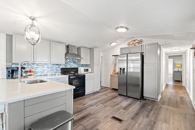 77 Offshore Dr., Murrells Inlet, SC 29576