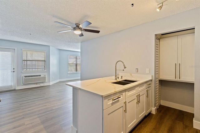 11901 4TH STREET N 5311, St Petersburg, FL 33716