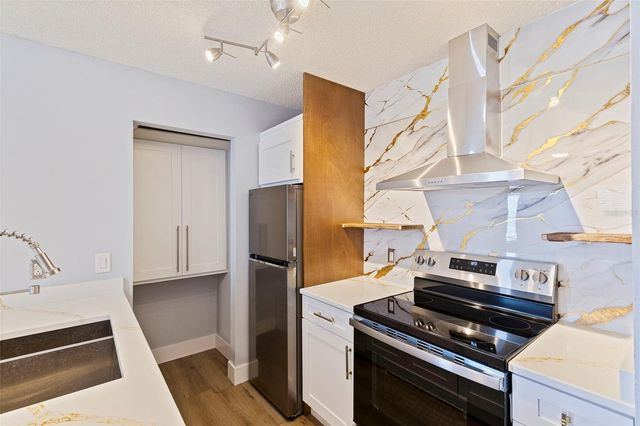 11901 4TH STREET N 5311, St Petersburg, FL 33716