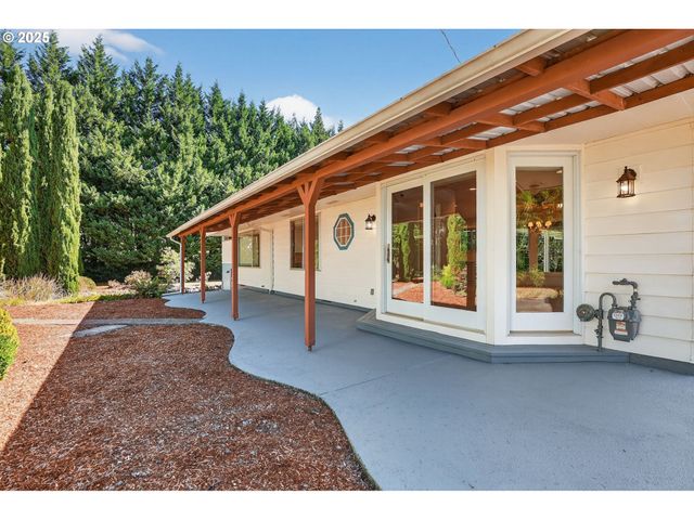 5615 E MAIN St, Hillsboro, OR 97123