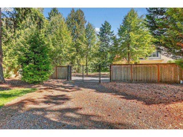 5615 E MAIN St, Hillsboro, OR 97123