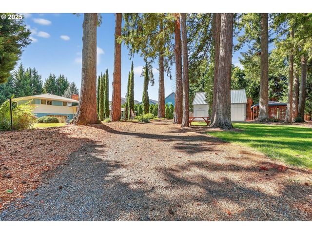 5615 E MAIN St, Hillsboro, OR 97123