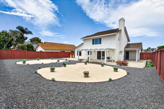 792 Foxwood Drive, Oceanside, CA 92057