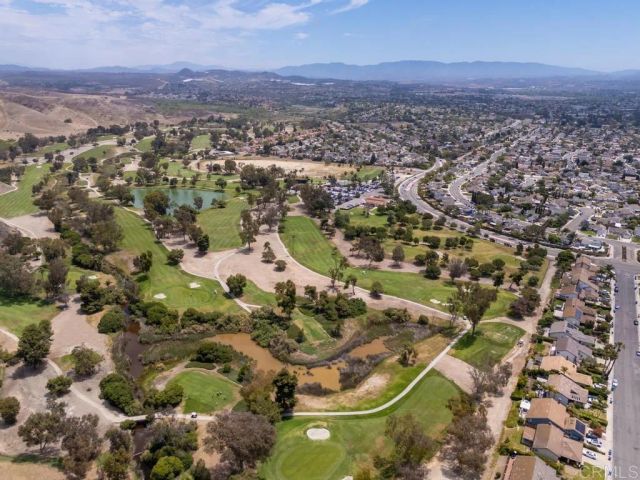 792 Foxwood Drive, Oceanside, CA 92057