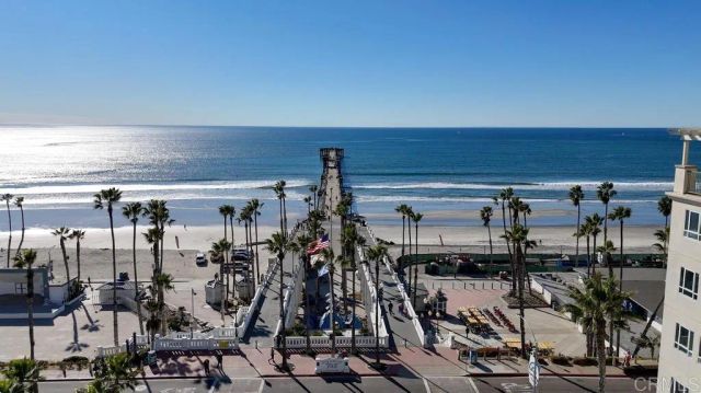 792 Foxwood Drive, Oceanside, CA 92057