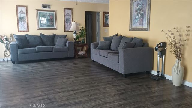 2213 Artesia St Street, Santa Ana, CA 92704