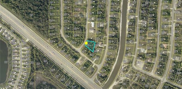 733 Kari CIR, Lehigh Acres, FL 33974