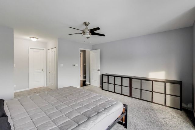 201 Thames Parkway 2K, Park Ridge, IL 60068