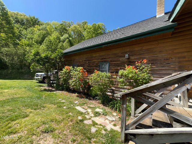 371 Buck Mountain Road, Roan Mountain, TN 37687