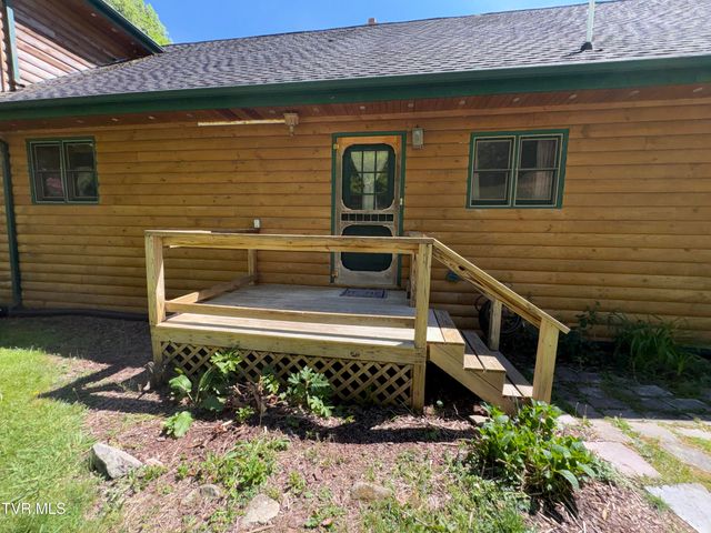 371 Buck Mountain Road, Roan Mountain, TN 37687