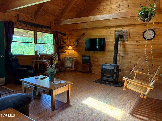 371 Buck Mountain Road, Roan Mountain, TN 37687