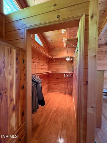 371 Buck Mountain Road, Roan Mountain, TN 37687