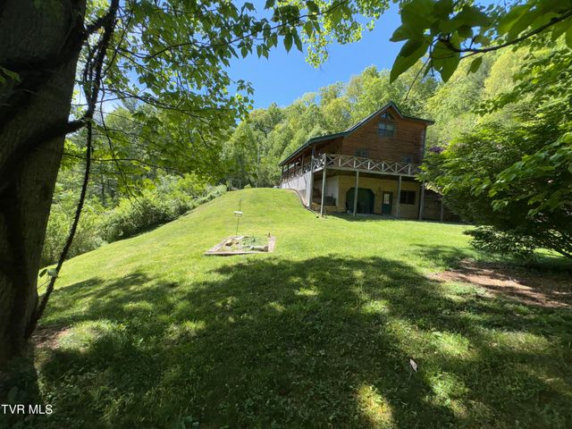 371 Buck Mountain Road, Roan Mountain, TN 37687