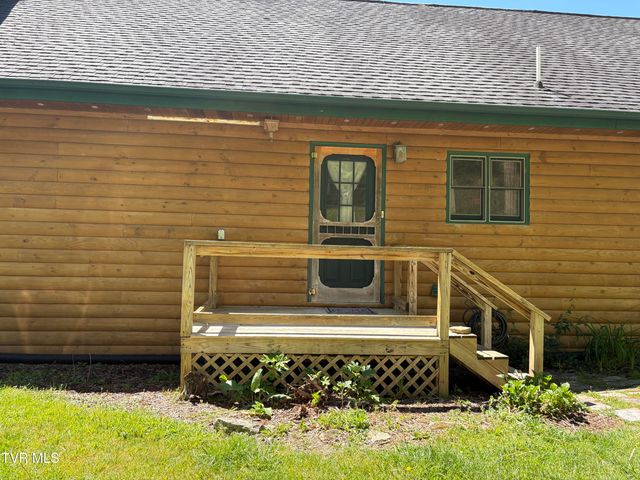 371 Buck Mountain Road, Roan Mountain, TN 37687