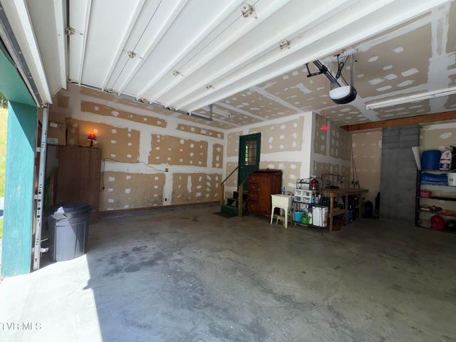 371 Buck Mountain Road, Roan Mountain, TN 37687