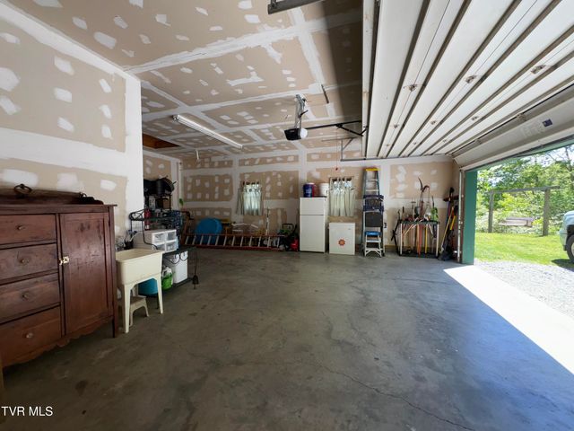 371 Buck Mountain Road, Roan Mountain, TN 37687