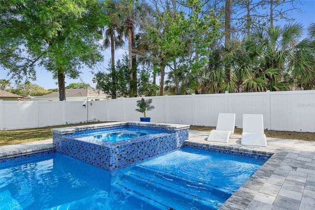 13 WHITE BIRCH LANE, Palm Coast, FL 32164