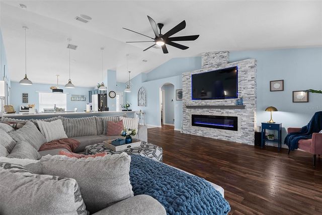 13 WHITE BIRCH LANE, Palm Coast, FL 32164