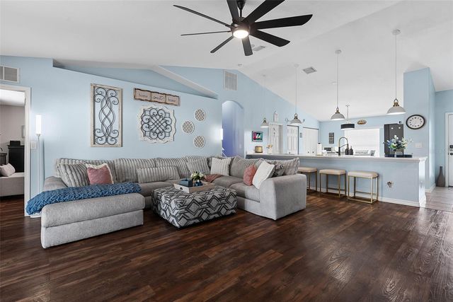 13 WHITE BIRCH LANE, Palm Coast, FL 32164