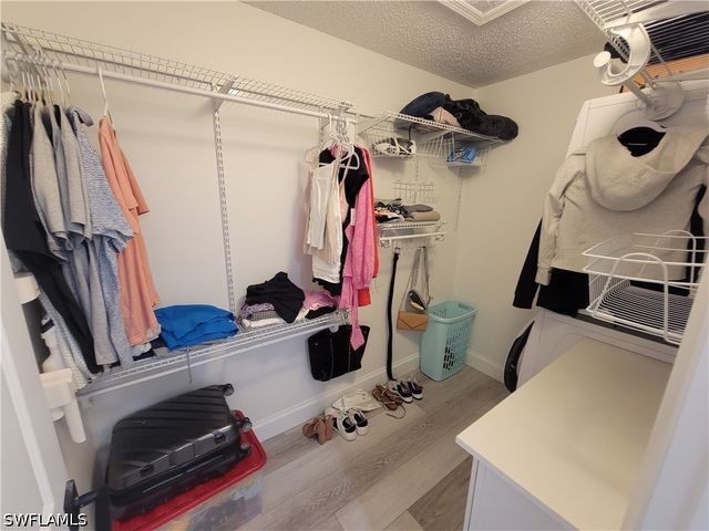 1190 Yesica Ann CIR B-204, Naples, FL 34110