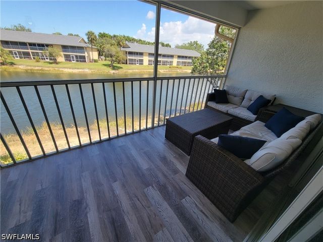 1190 Yesica Ann CIR B-204, Naples, FL 34110