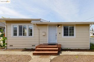 4251 Porter St, Oakland, CA 94619