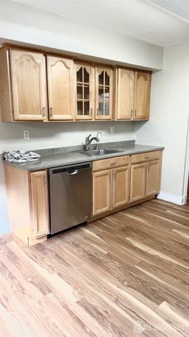 609 edison glen Terrace, Edison, NJ 08837