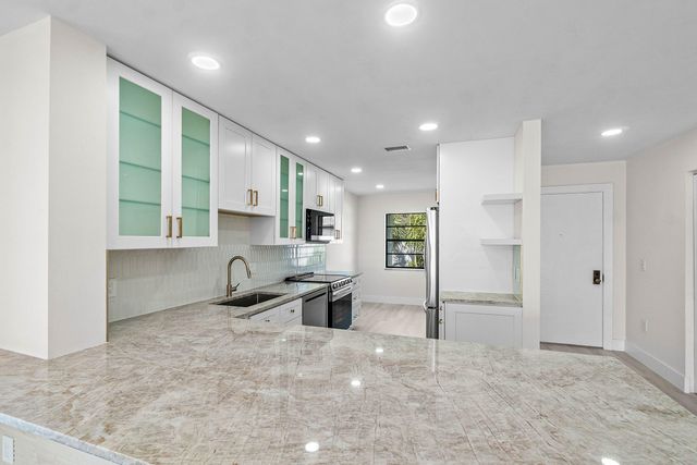 23 Southport Lane H, Boynton Beach, FL 33436