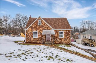 120 Ida Dr, Shaler, PA 15116