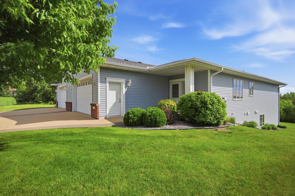 414 4th Avenue SE, Lonsdale, MN 55046 — exterior