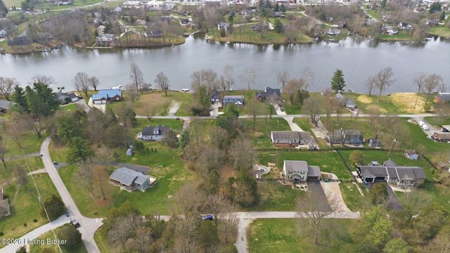 1828 Bass Cir, La Grange, KY 40031