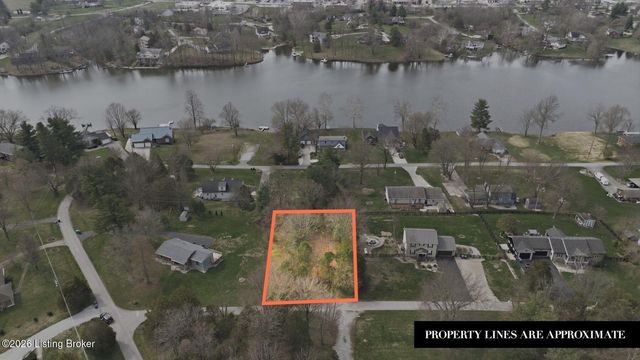 1828 Bass Cir, La Grange, KY 40031