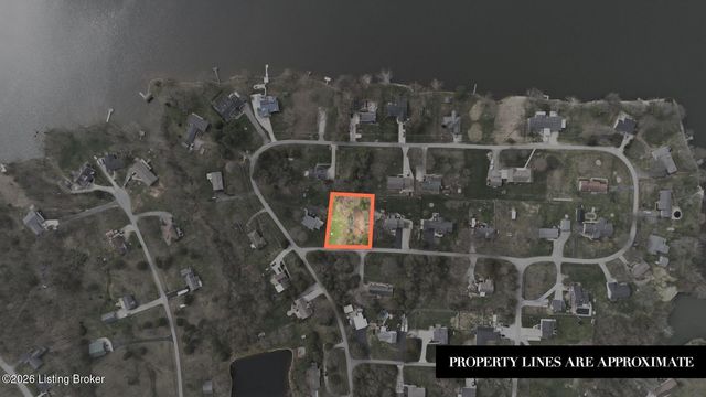 1828 Bass Cir, La Grange, KY 40031