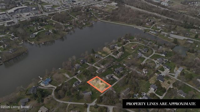 1828 Bass Cir, La Grange, KY 40031