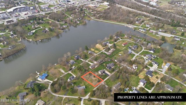 1828 Bass Cir, La Grange, KY 40031