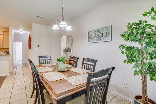 853 Royal Oak Lane, Burleson, TX 76028