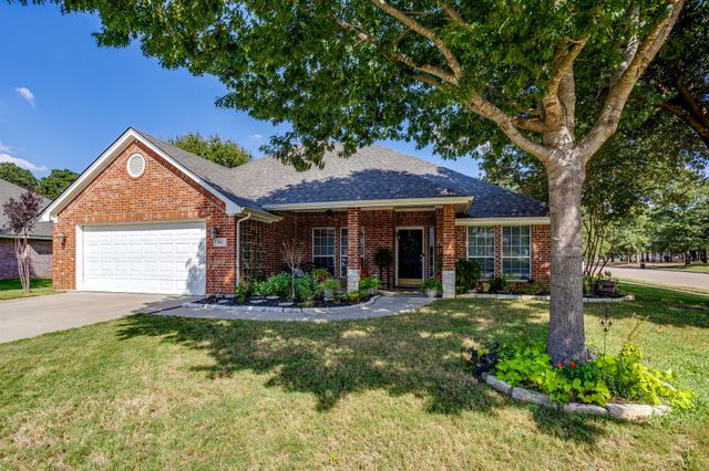 853 Royal Oak Lane, Burleson, TX 76028