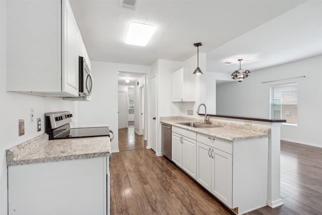 8821 Tumbleweed Drive, Cross Roads, TX 76227
