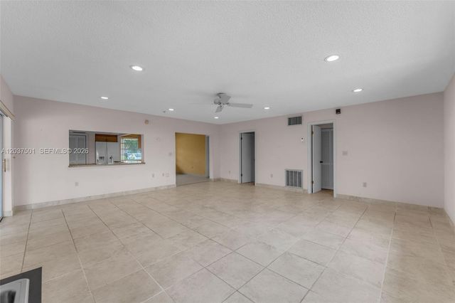 10842 SW 33rd Street, Miami, FL 33165