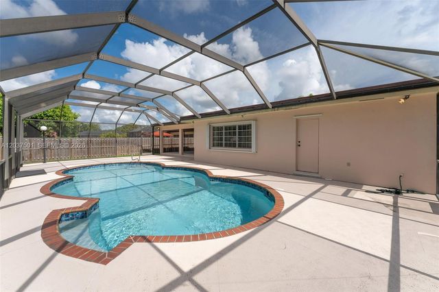 10842 SW 33rd Street, Miami, FL 33165